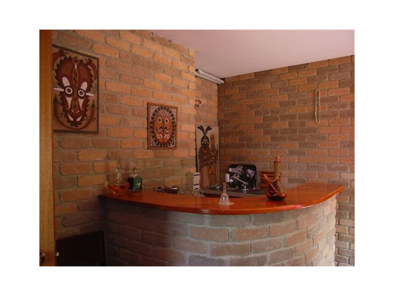 Sloping Main TAS 7186