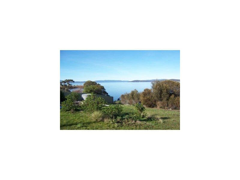 33 Linden Road, Primrose Sands TAS 7173