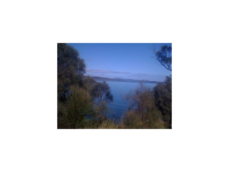 33 Linden Road, Primrose Sands TAS 7173