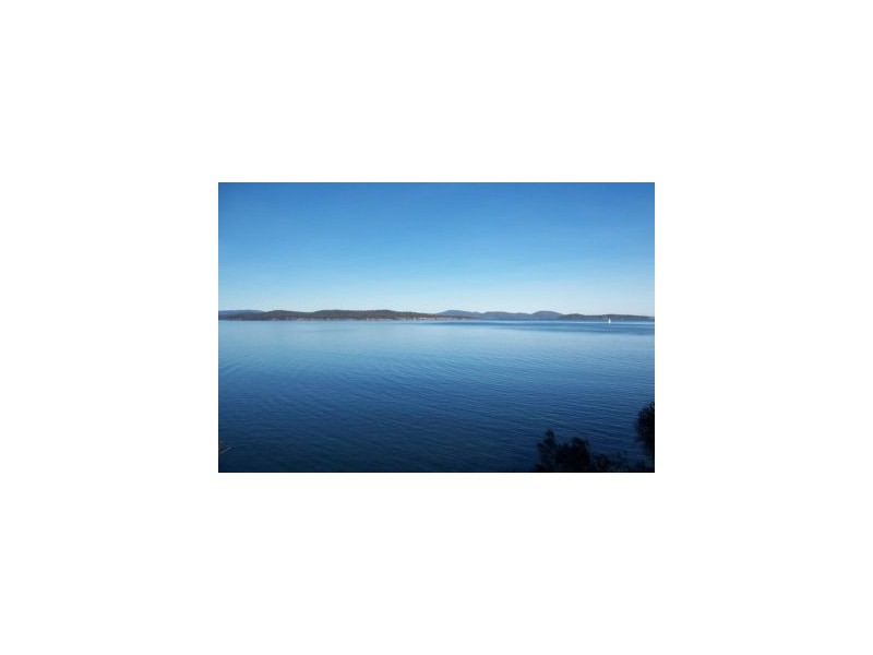 33 Linden Road, Primrose Sands TAS 7173