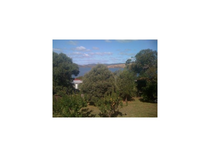 5 Longs Road, Boomer Bay TAS 7177