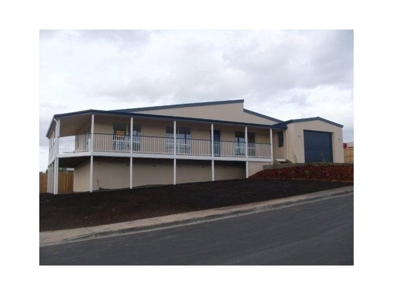 2 Abate Place, Midway Point TAS 7171