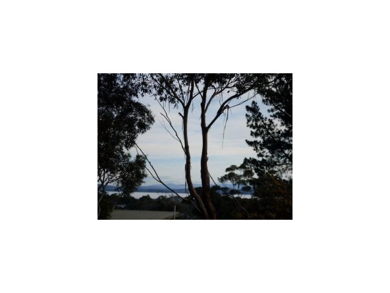 2 Meethenar, Carlton TAS 7173