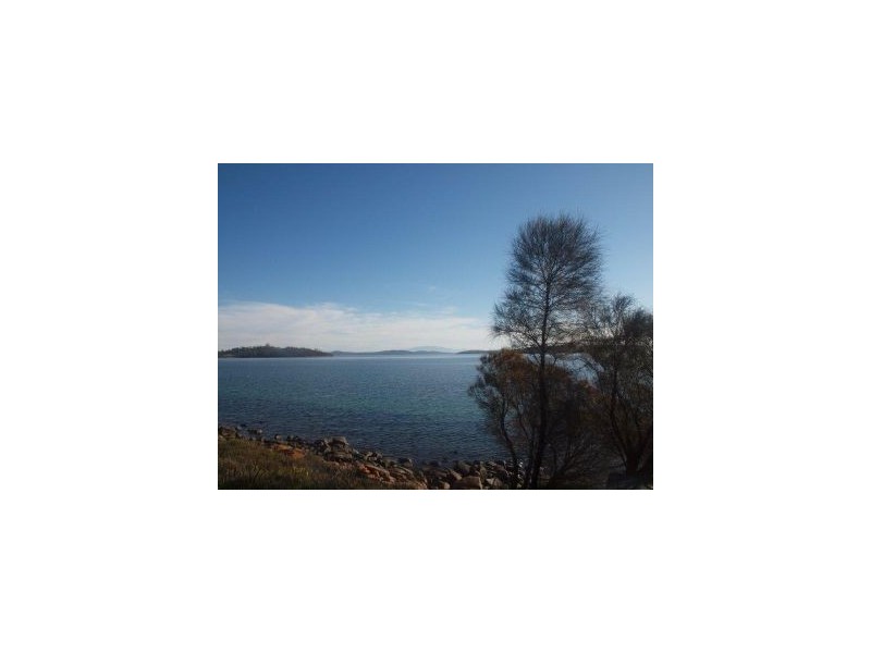 382 Sommers Bay Rd, Murdunna TAS 7178