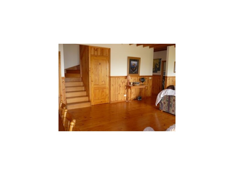 33 Lagoon Road, White Beach TAS 7184