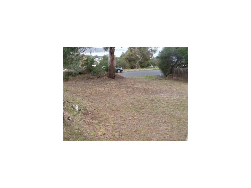 16 Wattle Rd, Dodges Ferry TAS 7173