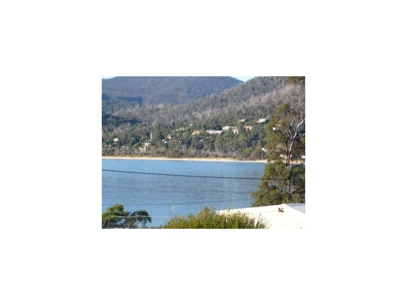 2 Blackwood Court, White Beach TAS 7184