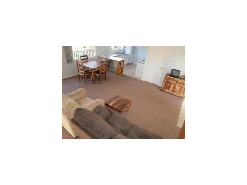 11 Blackwood Court, White Beach TAS 7184