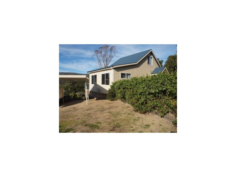 11 Blackwood Court, White Beach TAS 7184