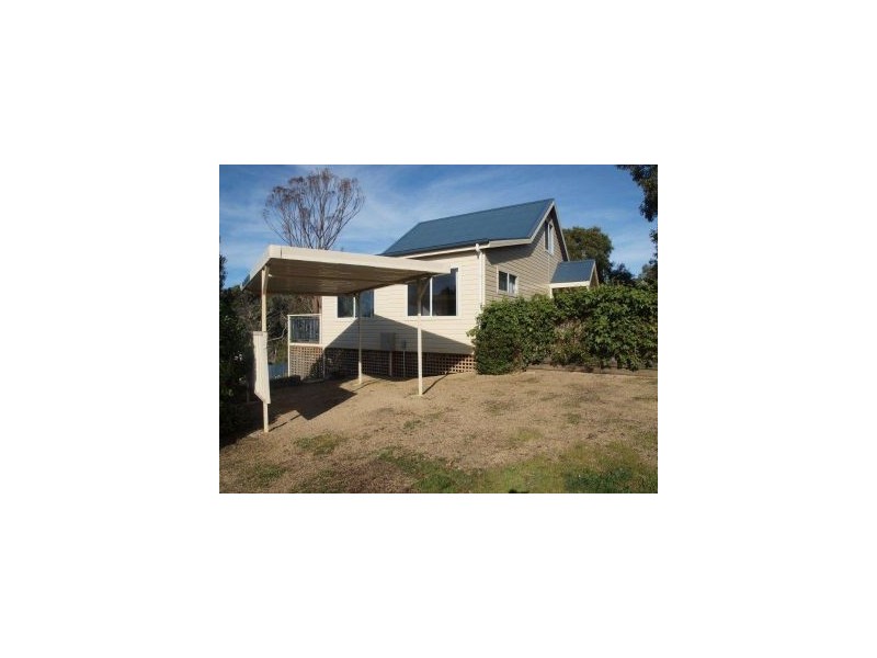 11 Blackwood Court, White Beach TAS 7184