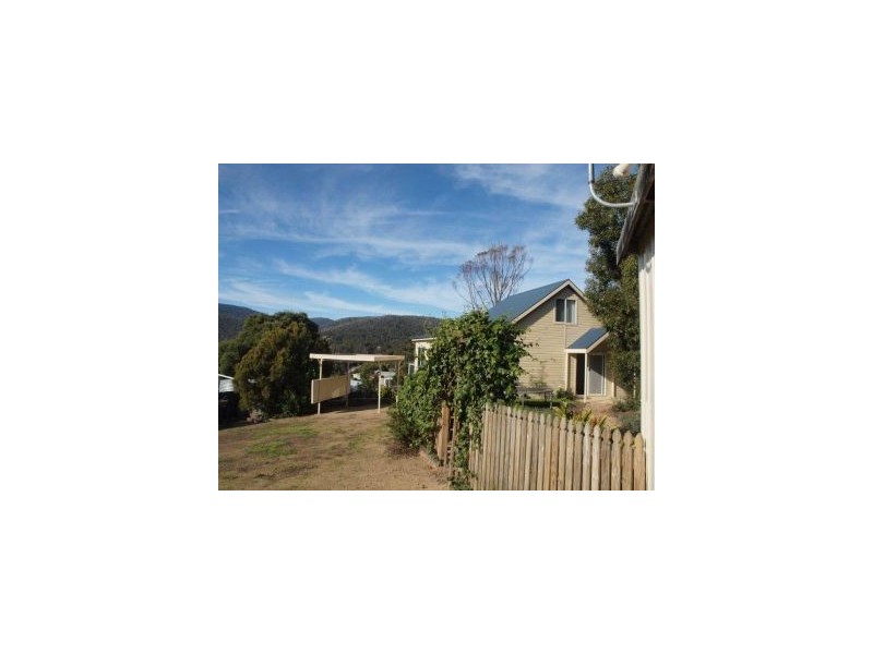 11 Blackwood Court, White Beach TAS 7184