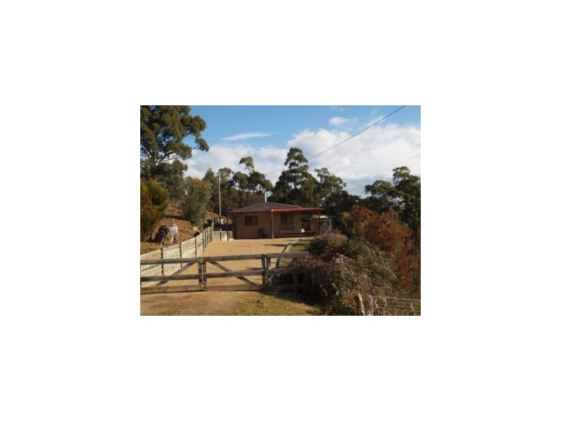 50 Lagoon Road, White Beach TAS 7184