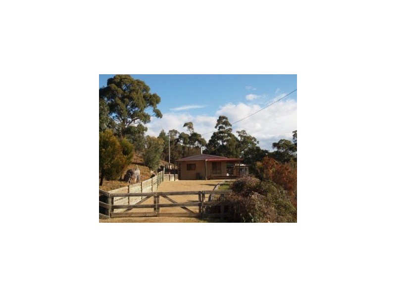 50 Lagoon Road, White Beach TAS 7184