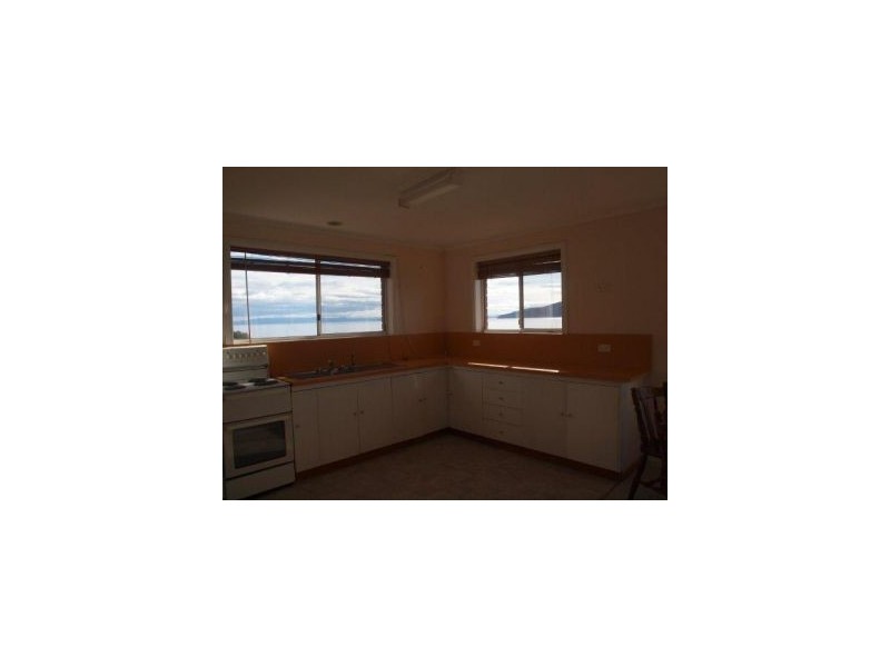572 White Beach Road, White Beach TAS 7184