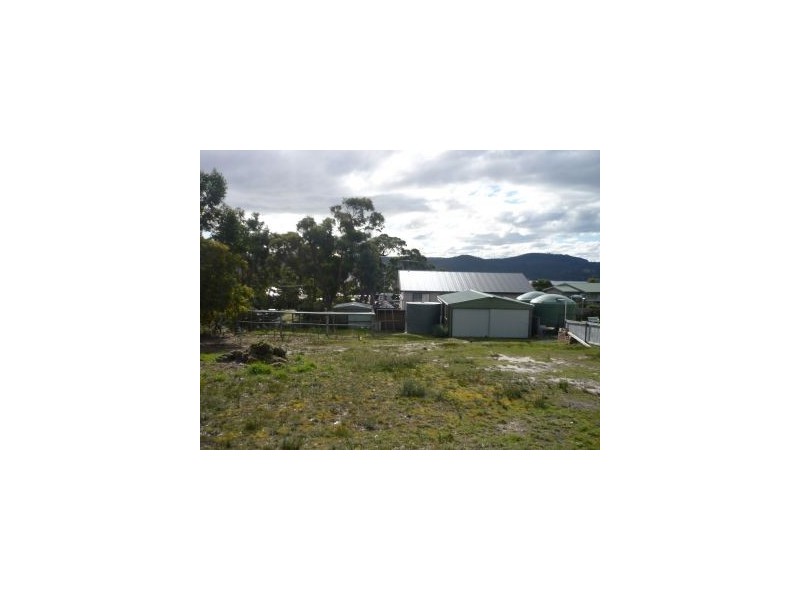 28 Skeggs Ave, White Beach TAS 7184