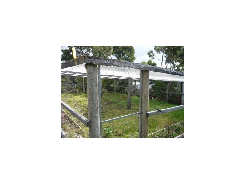 28 Skeggs Ave, White Beach TAS 7184