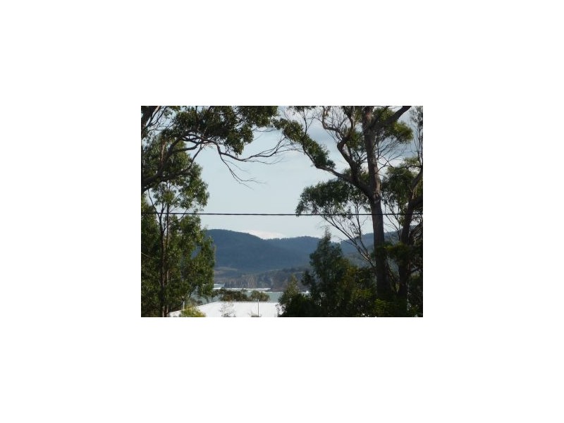 21 Fox Avenue, White Beach TAS 7184
