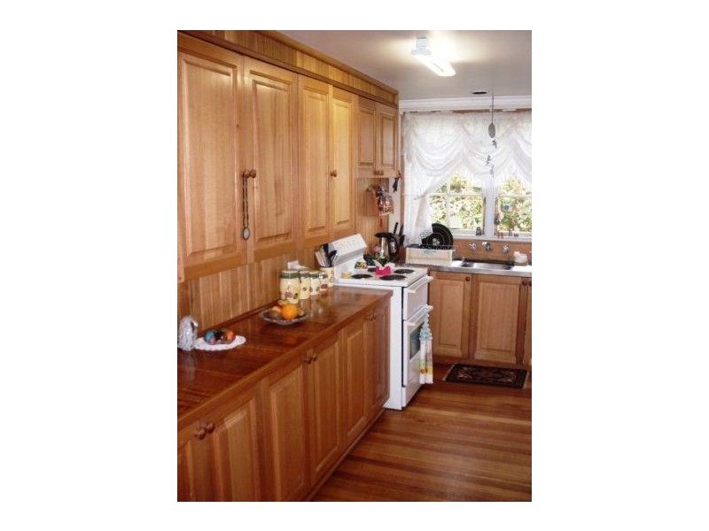 120 Arthur Highway, Dunalley TAS 7177