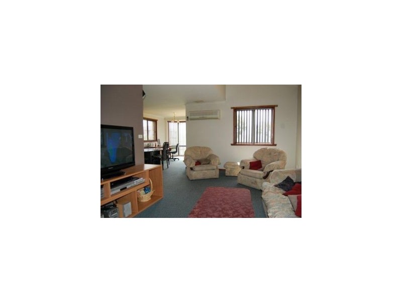 50 Raynors Road, Midway Point TAS 7171