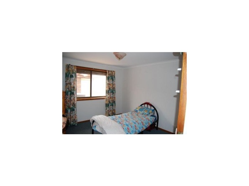 50 Raynors Road, Midway Point TAS 7171