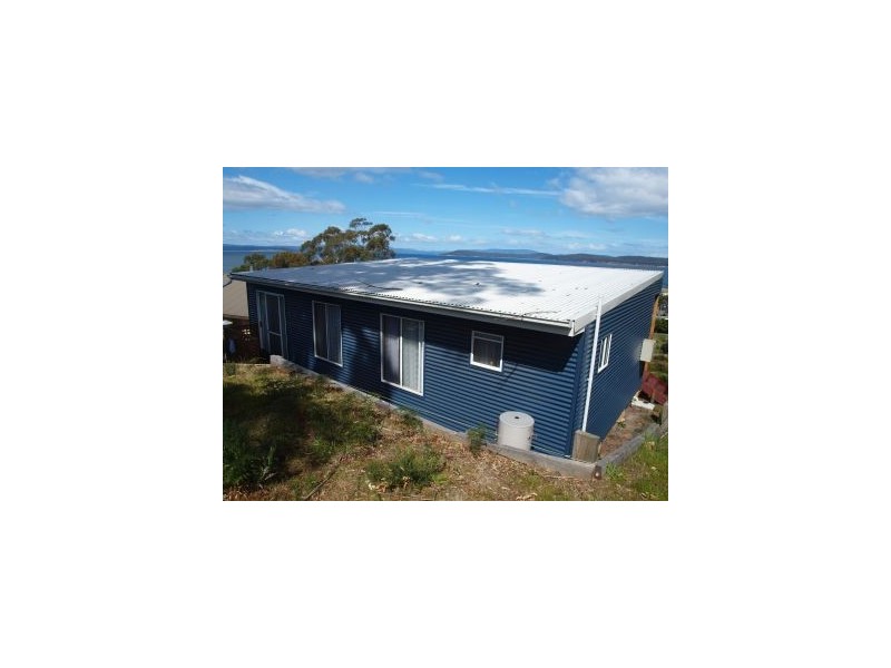 9 Broom Street, Primrose Sands TAS 7173