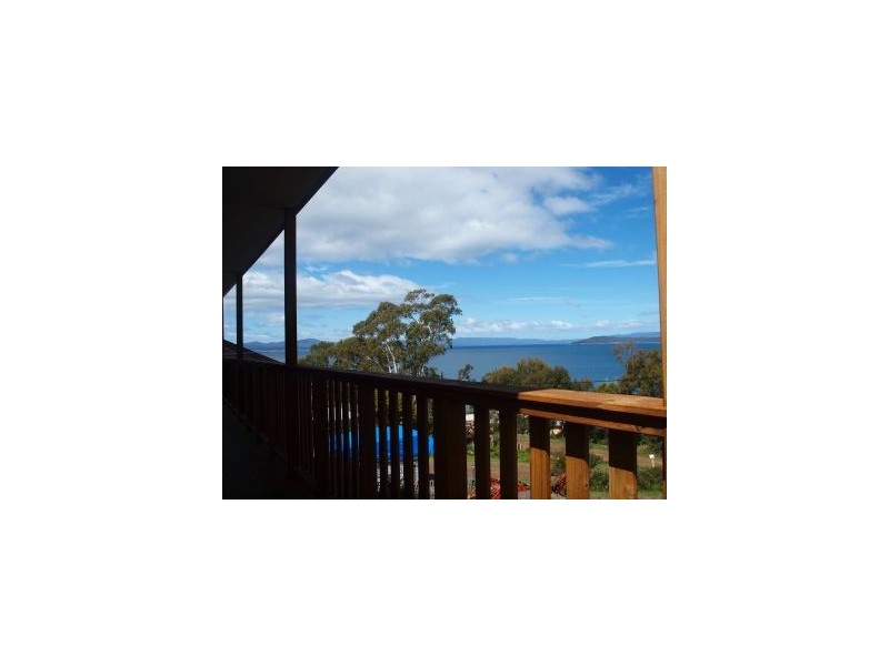 9 Broom Street, Primrose Sands TAS 7173