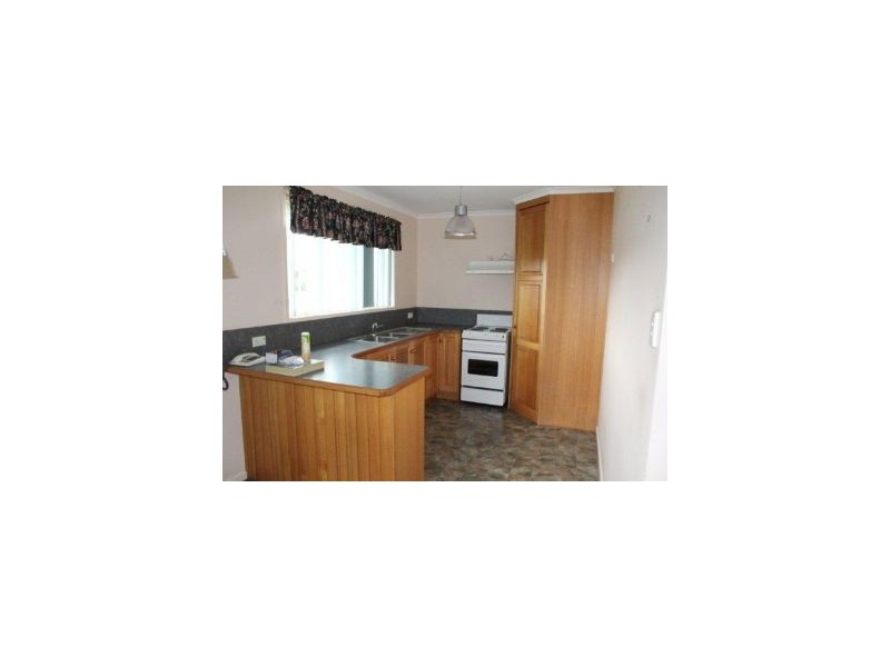 Unit 2/3 Pollock Place, Sorell TAS 7172