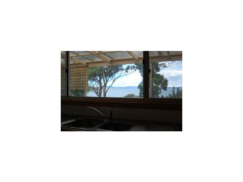 747 Primrose Sands Road, Primrose Sands TAS 7173