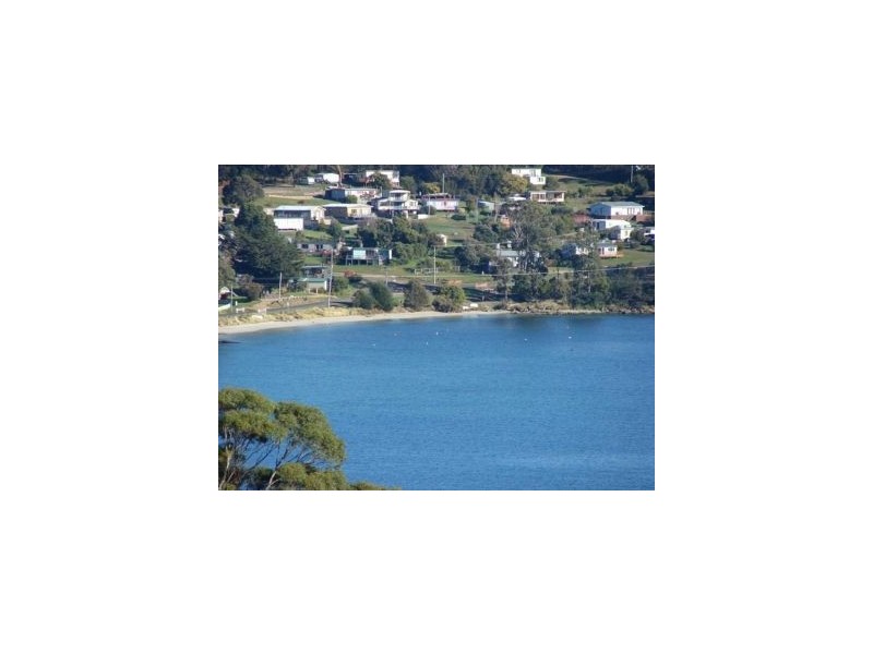 80 Lagoon Road, White Beach TAS 7184