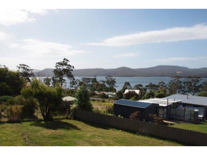 24 Free Street, White Beach TAS 7184