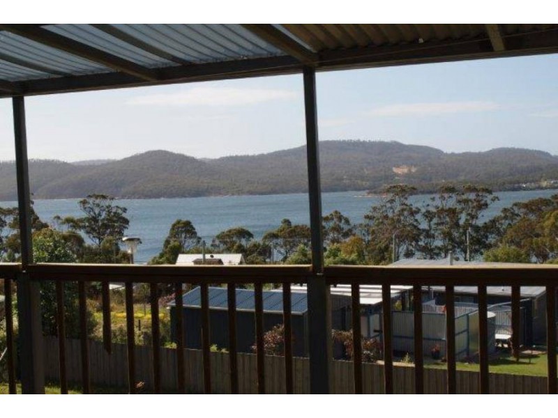 24 Free Street, White Beach TAS 7184