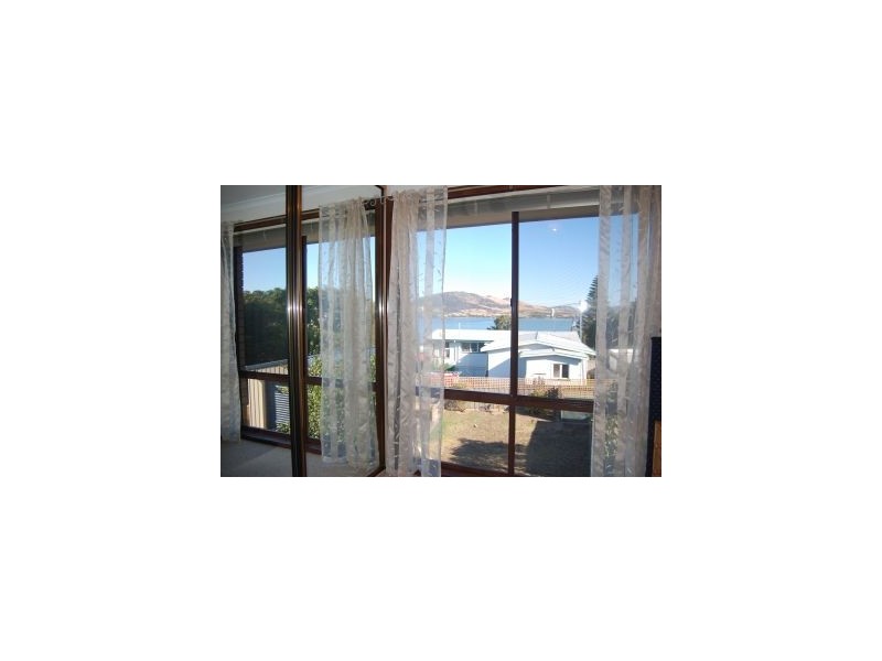 13 Mckinly St, Midway Point TAS 7171