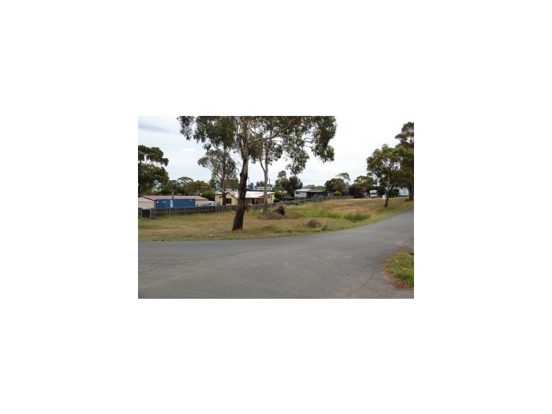 21 Mongana Street, Dodges Ferry TAS 7173
