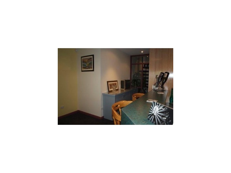 24 Calder Crescent, Blackmans Bay TAS 7052