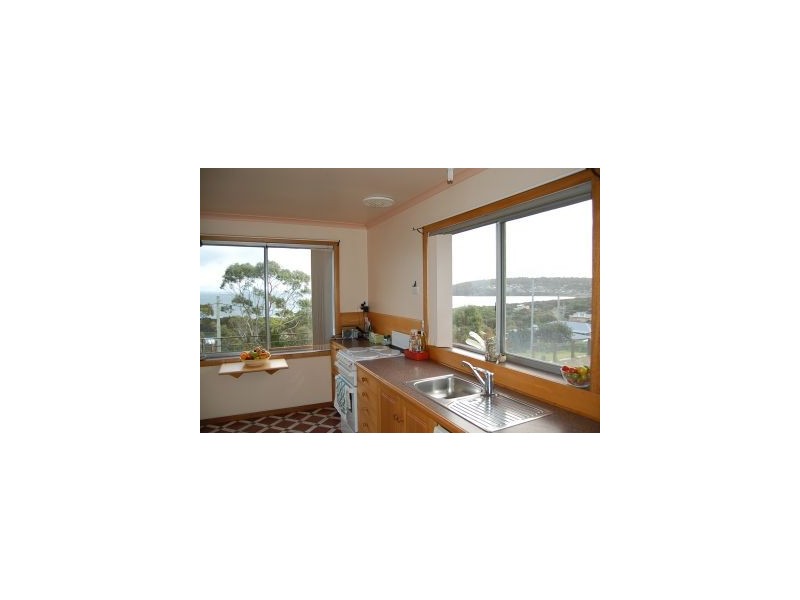 30 Myrica Street, Primrose Sands TAS 7173