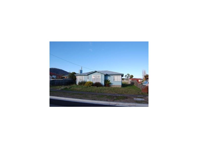 7 Ralph Terrace, Rokeby TAS 7019