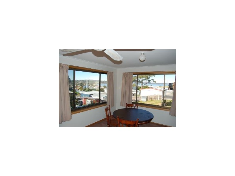 17 Little Falcon Street, Primrose Sands TAS 7173