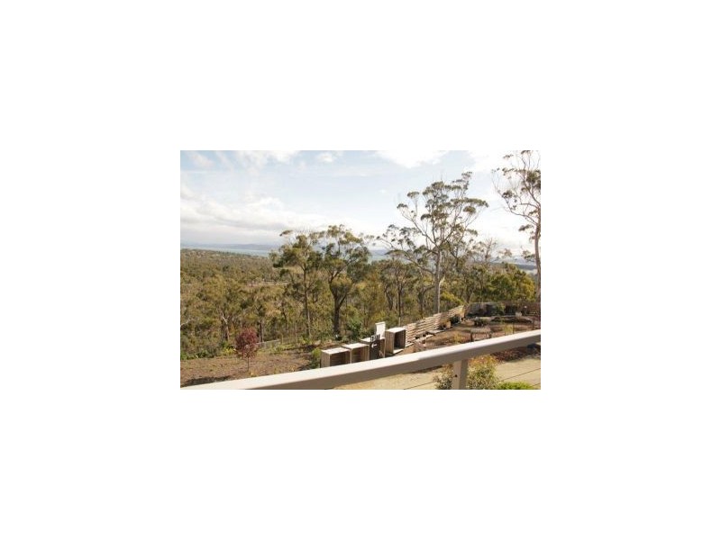 11 Dodges Hill, Dodges Ferry TAS 7173