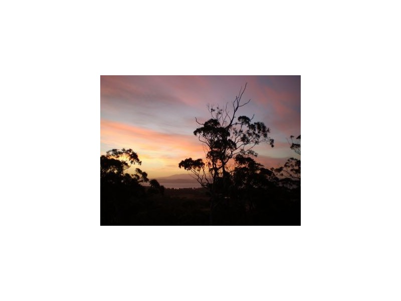 11 Dodges Hill, Dodges Ferry TAS 7173