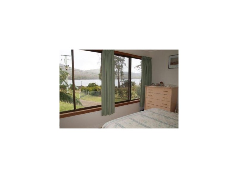 122a Old Jetty Rd, Eaglehawk Neck TAS 7179
