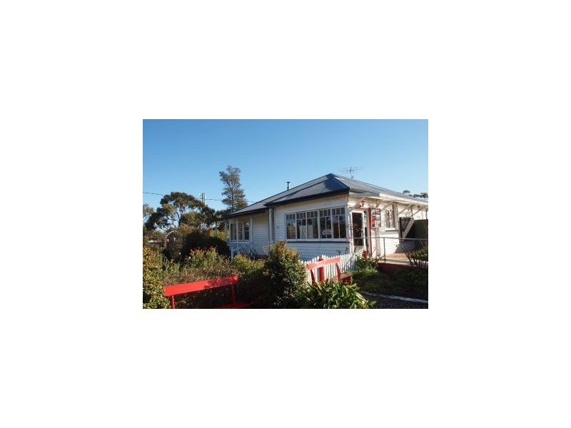160 Arthur Highway, Dunalley TAS 7177