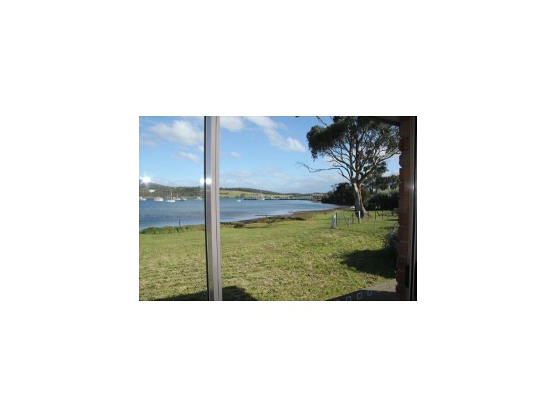 103 Arthur Hwy, Dunalley TAS 7177