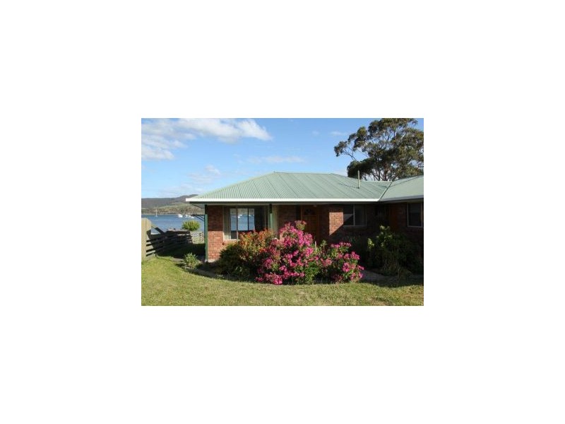 103 Arthur Hwy, Dunalley TAS 7177