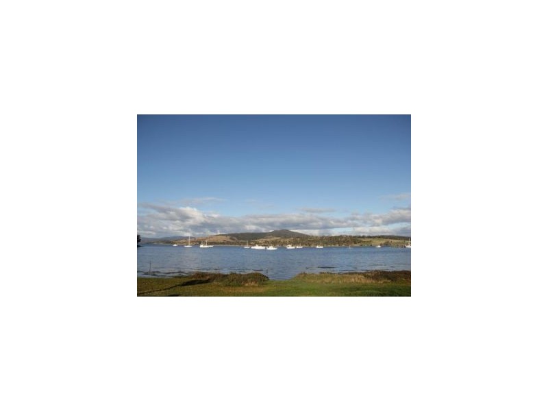 103 Arthur Hwy, Dunalley TAS 7177