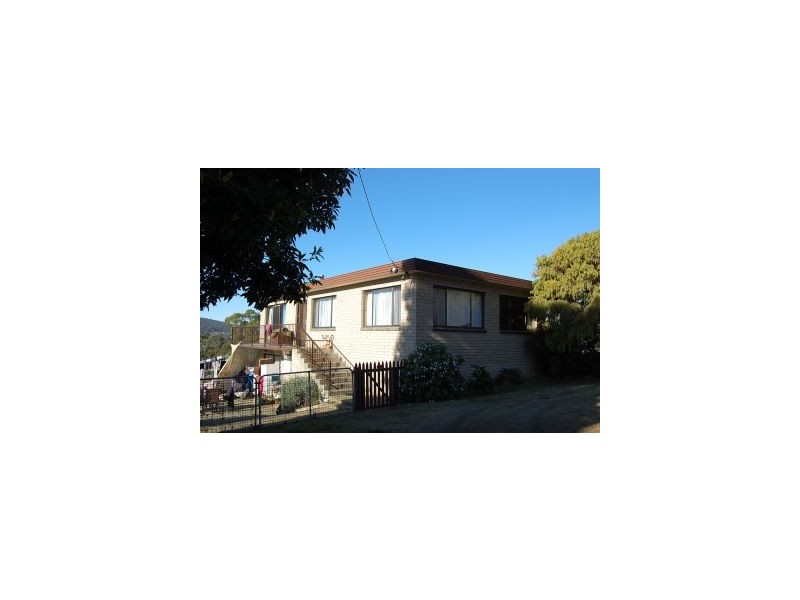 17 Little Falcon Street, Primrose Sands TAS 7173