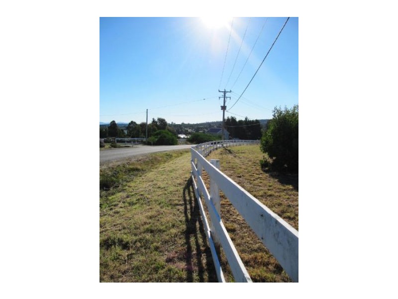 25 Colleen Crescent, Primrose Sands TAS 7173