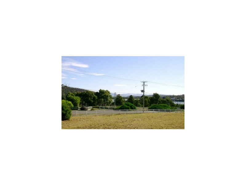 25 Colleen Crescent, Primrose Sands TAS 7173