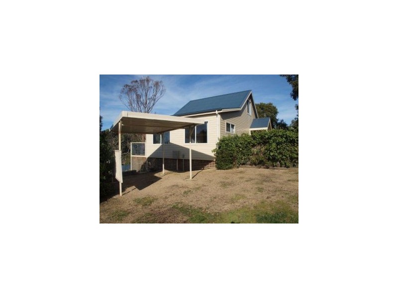 11 Blackwood Court, White Beach TAS 7184