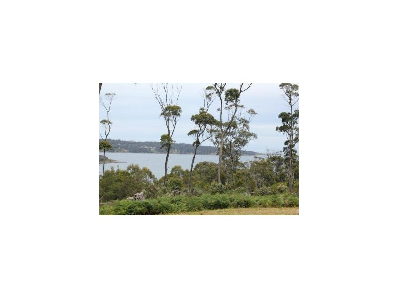 239 Roaring Beach Road, Nubeena TAS 7184