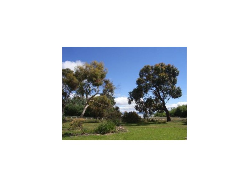 2 Jones Rd, Premaydena TAS 7185